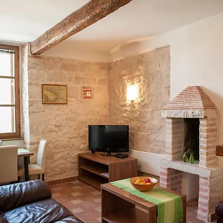 Guest house Partizanska Porec