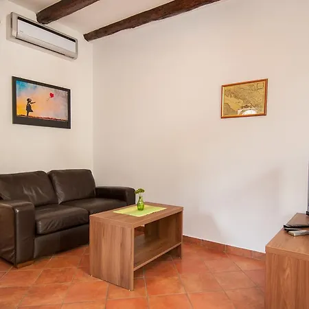 Partizanska Guest house Porec
